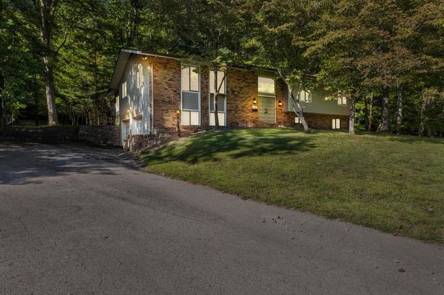 1129 N Wilson Avenue, Morehead, KY 40351