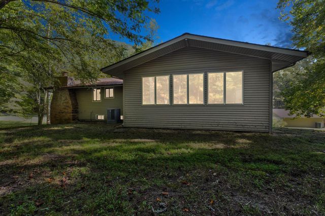 1129 N Wilson Avenue, Morehead, KY 40351