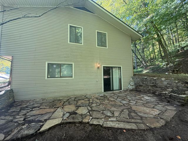 1129 N Wilson Avenue, Morehead, KY 40351