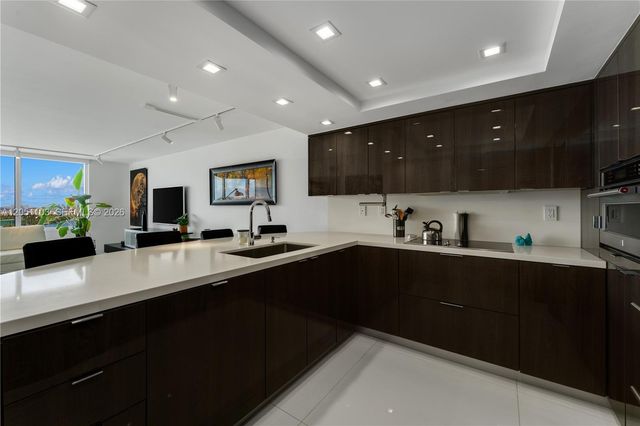 400 S Pointe Drive 1805, Miami Beach, FL 33139