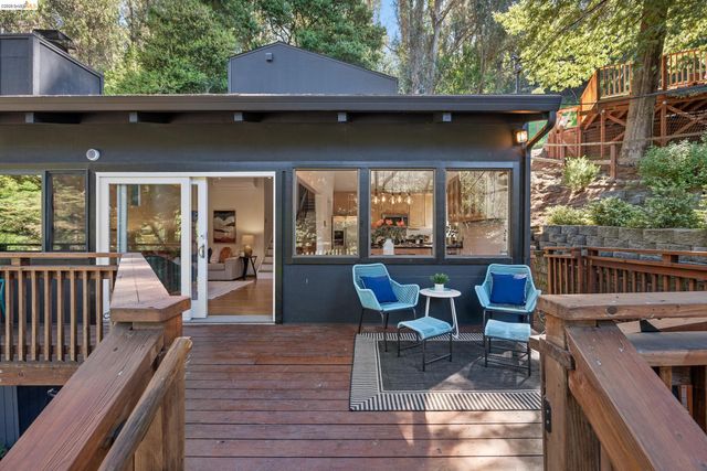 6600 Heather Ridge Way, Oakland, CA 94611