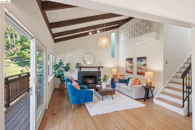 6600 Heather Ridge Way, Oakland, CA 94611