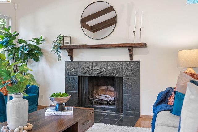 6600 Heather Ridge Way, Oakland, CA 94611