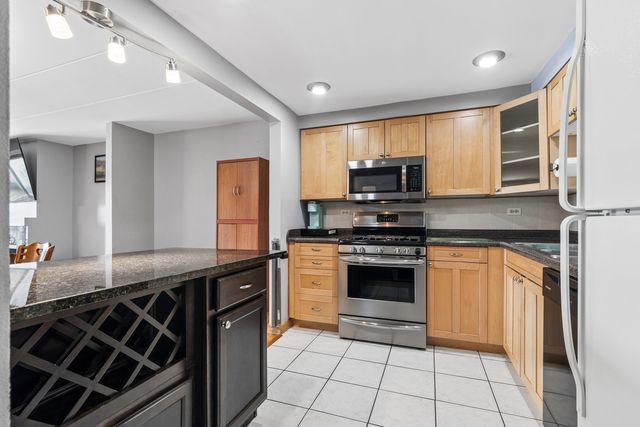 10416 Mansfield Avenue 3NE, Oak Lawn, IL 60453