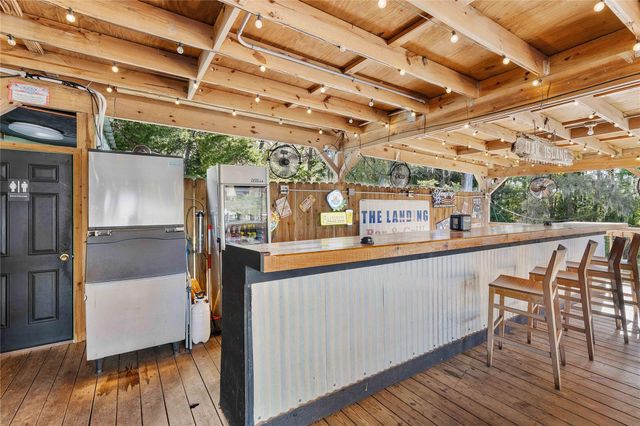 4605 Fm 563, Anahuac, TX 77514