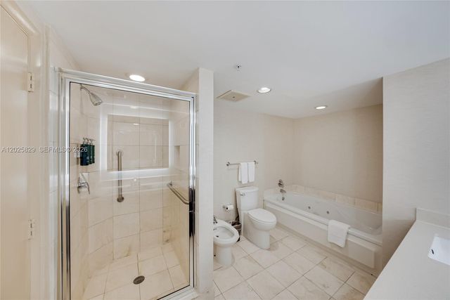 17375 Collins Ave 2403, Sunny Isles Beach, FL 33160