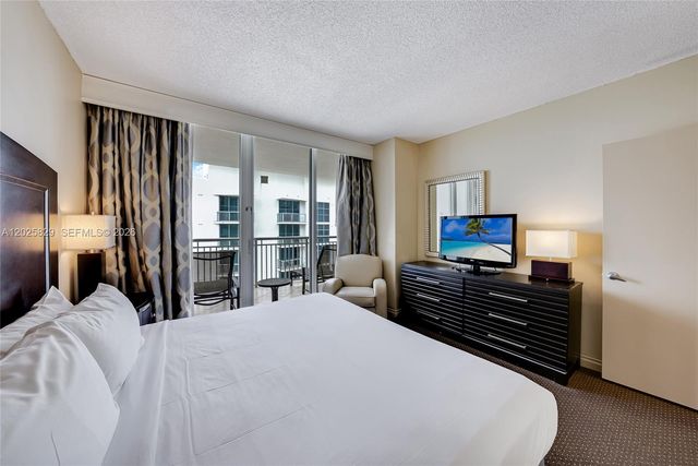 17375 Collins Ave 2403, Sunny Isles Beach, FL 33160