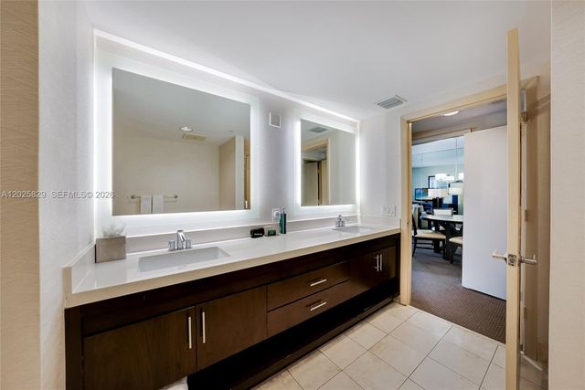17375 Collins Ave 2403, Sunny Isles Beach, FL 33160