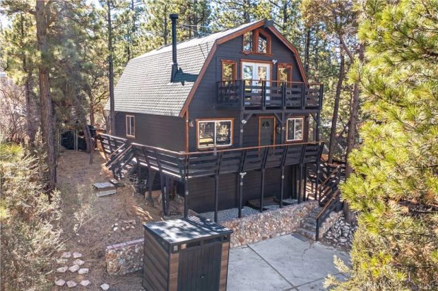 108 E Rainbow, Big Bear City, CA 92314