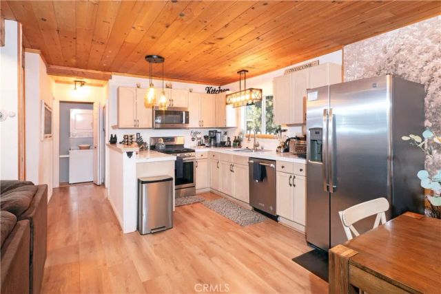 108 E Rainbow, Big Bear City, CA 92314
