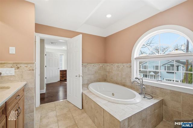 91 Forest Street, Closter, NJ 07624