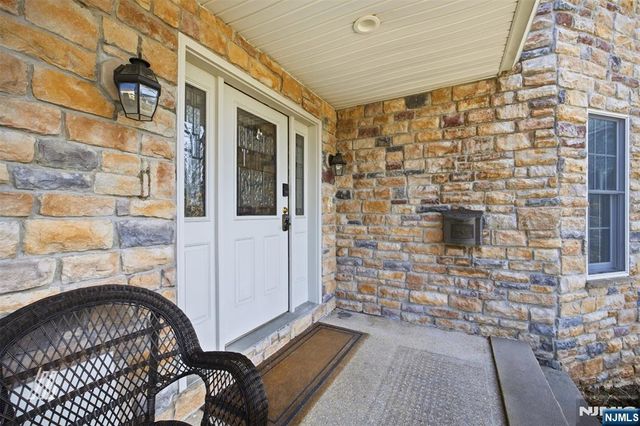 91 Forest Street, Closter, NJ 07624