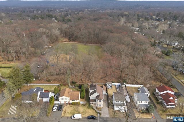 91 Forest Street, Closter, NJ 07624