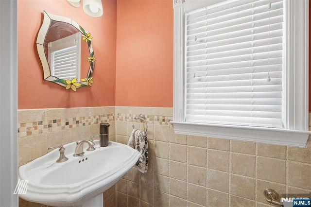 91 Forest Street, Closter, NJ 07624