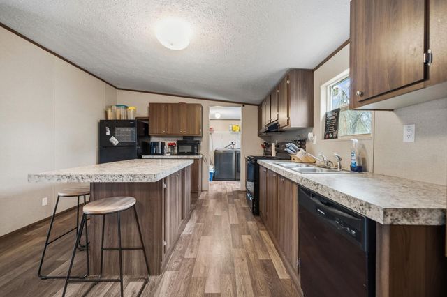 19205 Deer Glen Drive, Conroe, TX 77302