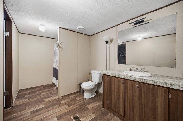 19205 Deer Glen Drive, Conroe, TX 77302