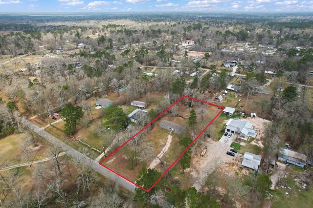 19205 Deer Glen Drive, Conroe, TX 77302