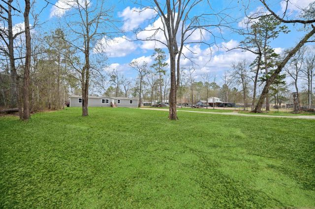 19205 Deer Glen Drive, Conroe, TX 77302