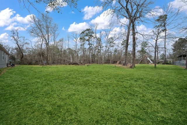 19205 Deer Glen Drive, Conroe, TX 77302