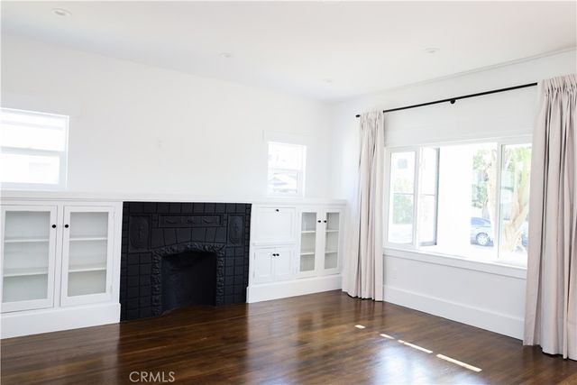 1033 1039 Gladys Ave, Long Beach, CA 90804