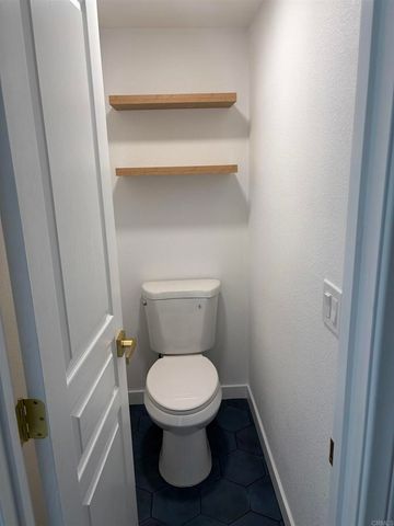 815 Harbor Cliff Way 239, Oceanside, CA 92054