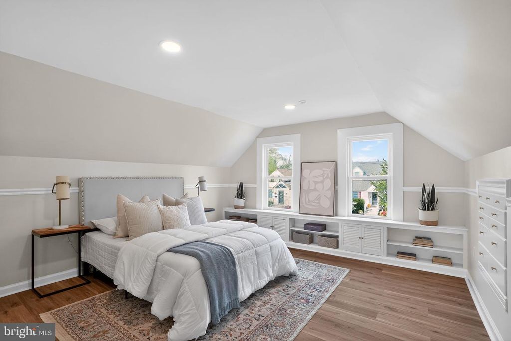 Image 20 of property listing at 932 BELMONT AVE, Haddon Township, NJ 08108