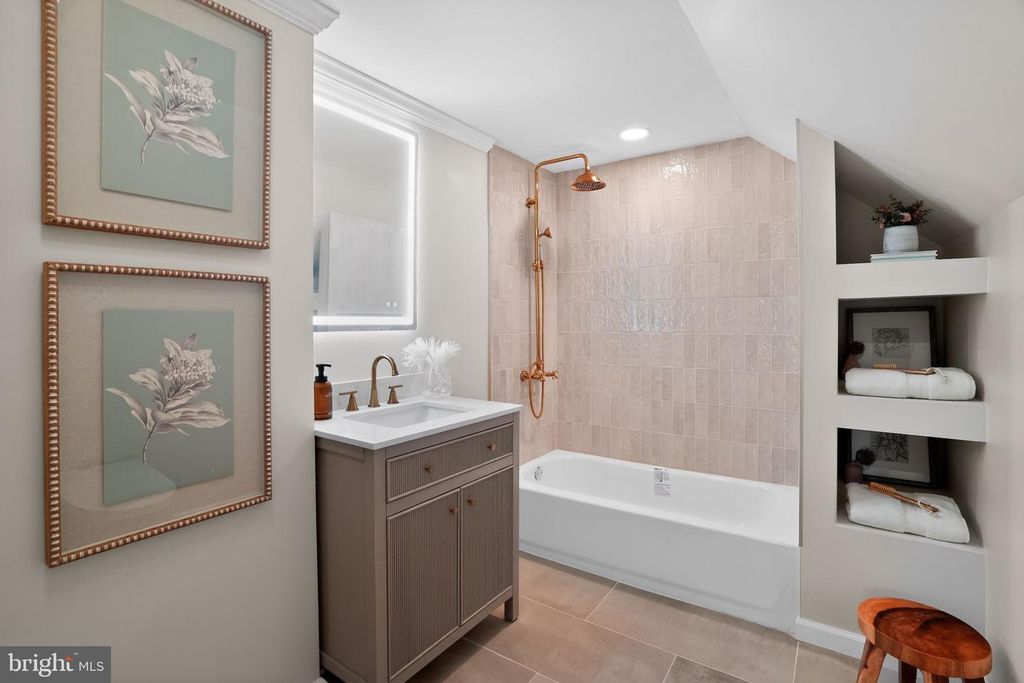 Image 23 of property listing at 932 BELMONT AVE, Haddon Township, NJ 08108