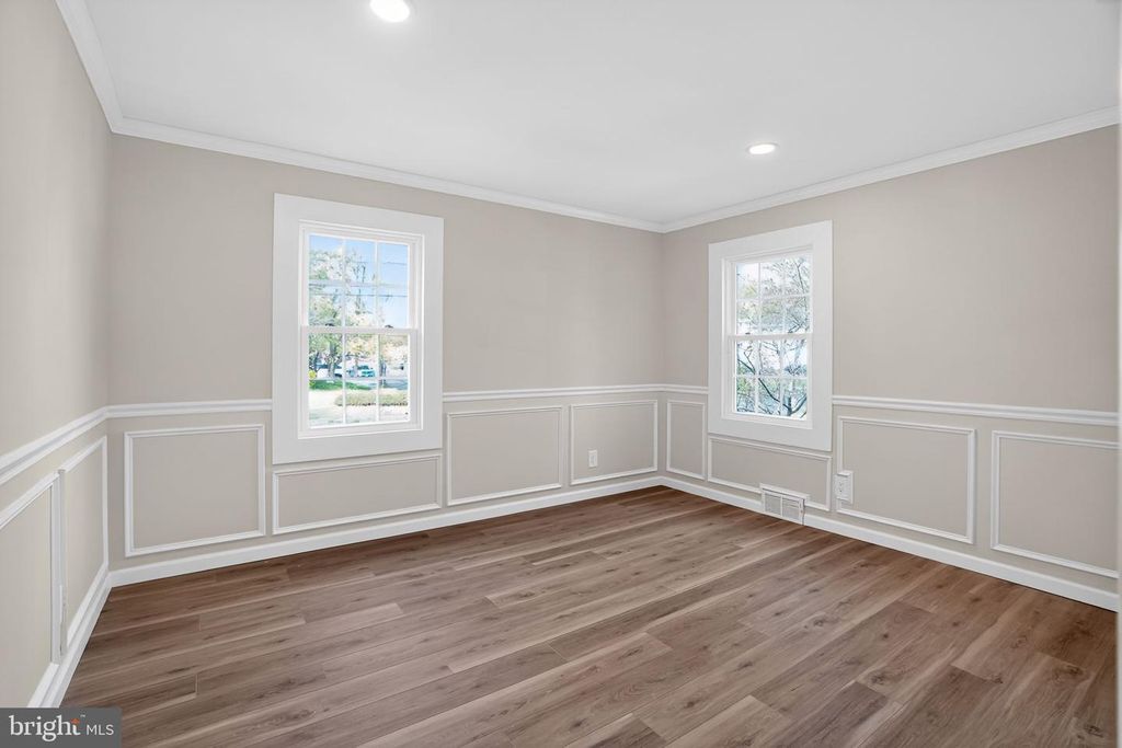 Image 27 of property listing at 932 BELMONT AVE, Haddon Township, NJ 08108