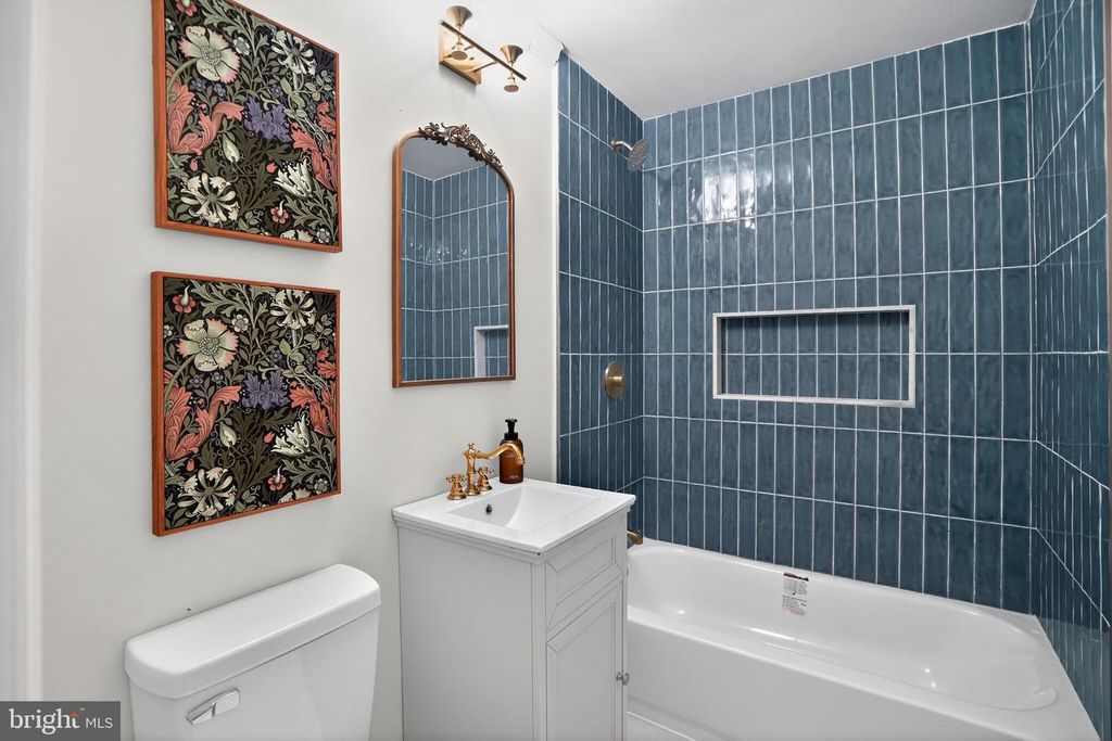 Image 30 of property listing at 932 BELMONT AVE, Haddon Township, NJ 08108