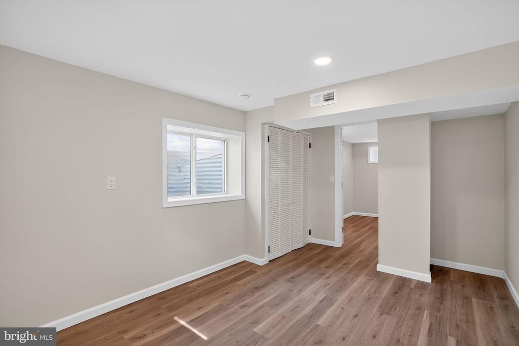 Image 35 of property listing at 932 BELMONT AVE, Haddon Township, NJ 08108