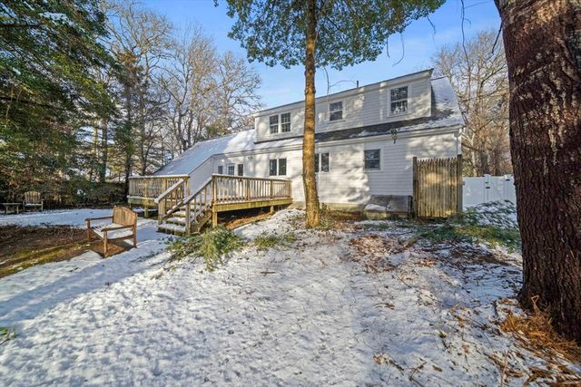 10 Sail A Way, Barnstable, MA 02632