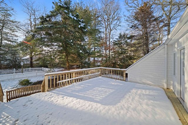 10 Sail A Way, Barnstable, MA 02632