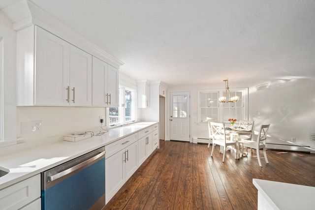 10 Sail A Way, Barnstable, MA 02632