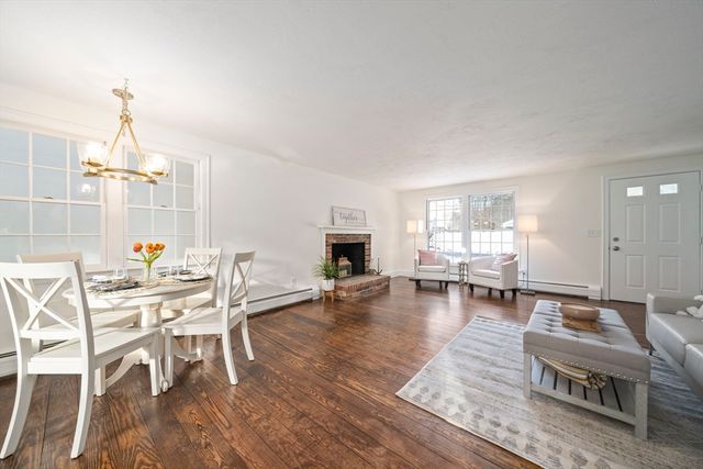 10 Sail A Way, Barnstable, MA 02632