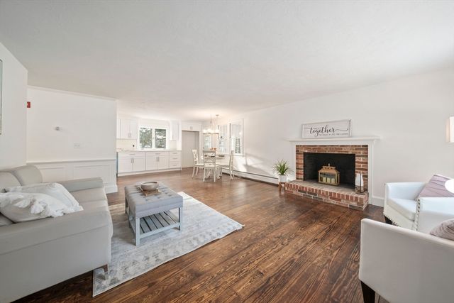 10 Sail A Way, Barnstable, MA 02632
