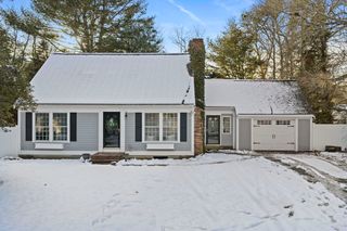 10 Sail A Way, Barnstable, MA 02632