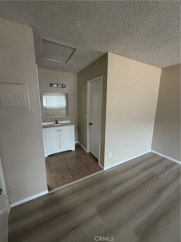 1602 Fairfield Court E 4, Ontario, CA 91761