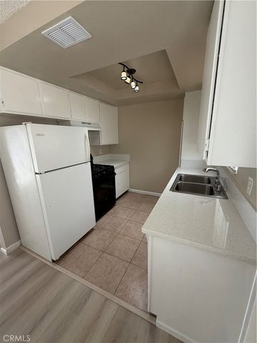 1602 Fairfield Court E 4, Ontario, CA 91761