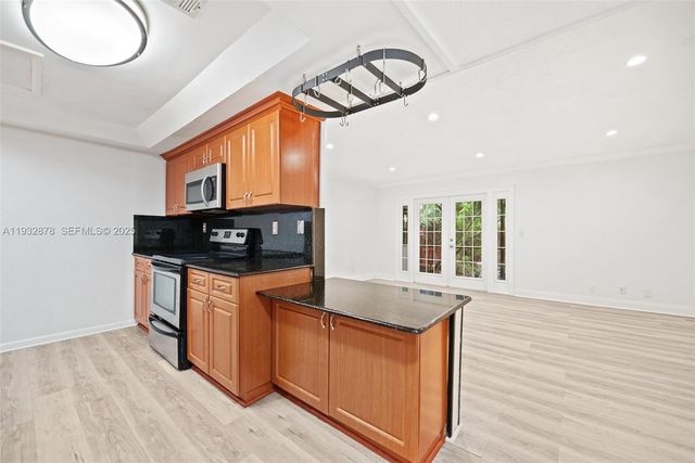 16681 NE 35th Ave 3, North Miami Beach, FL 33160