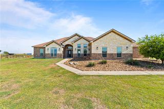 7064 Buddy Ganem Dr, Portland, TX 78374