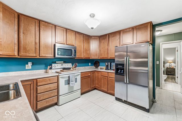 2525 Colony Court, Carmel, IN 46280
