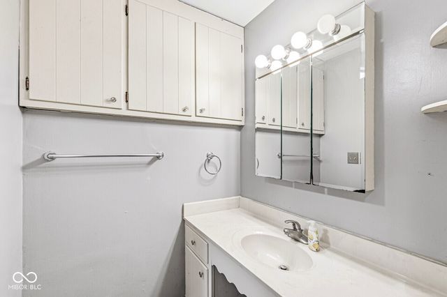 2525 Colony Court, Carmel, IN 46280