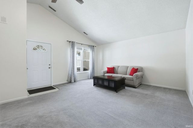 619 Plainfield Drive, Fort Wayne, IN 46825