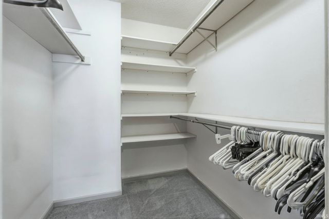 619 Plainfield Drive, Fort Wayne, IN 46825