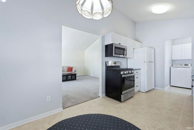 619 Plainfield Drive, Fort Wayne, IN 46825