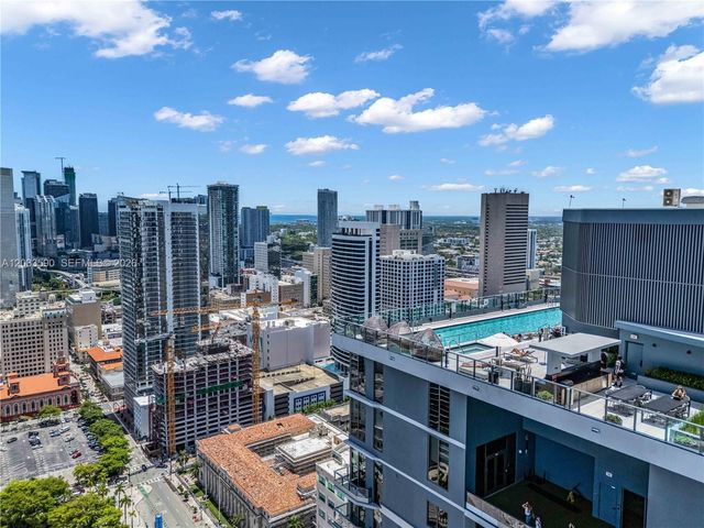 121 NE 5th Street 1400, Miami, FL 33132