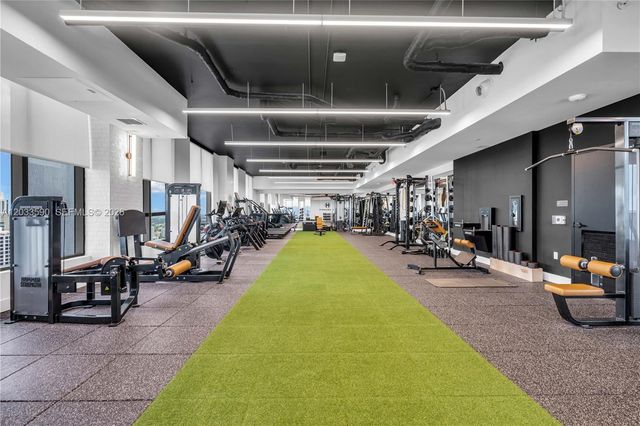121 NE 5th Street 1400, Miami, FL 33132