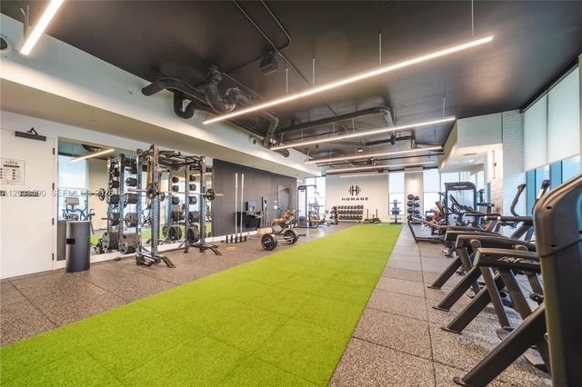 121 NE 5th Street 1400, Miami, FL 33132
