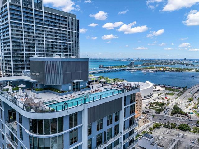 121 NE 5th Street 1400, Miami, FL 33132