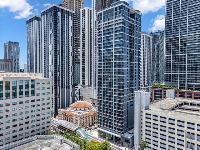 121 NE 5th Street 1400, Miami, FL 33132